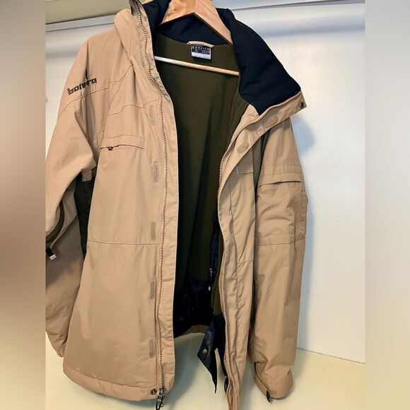 Excellent condition Bonfire snowboard/ski jacket size XL - Picture 3 of 7